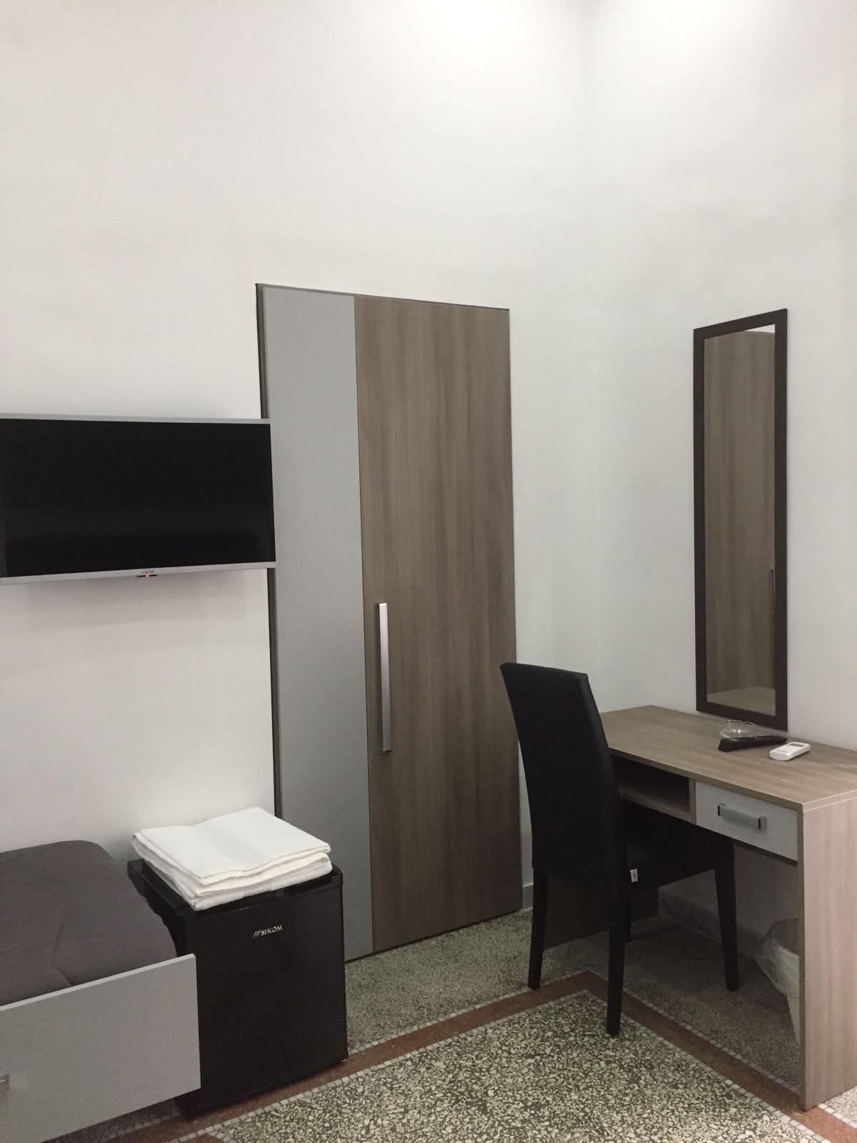 Mb95 - Mezzocannone Luxurious Bed&Breakfast Napoli Ngoại thất bức ảnh