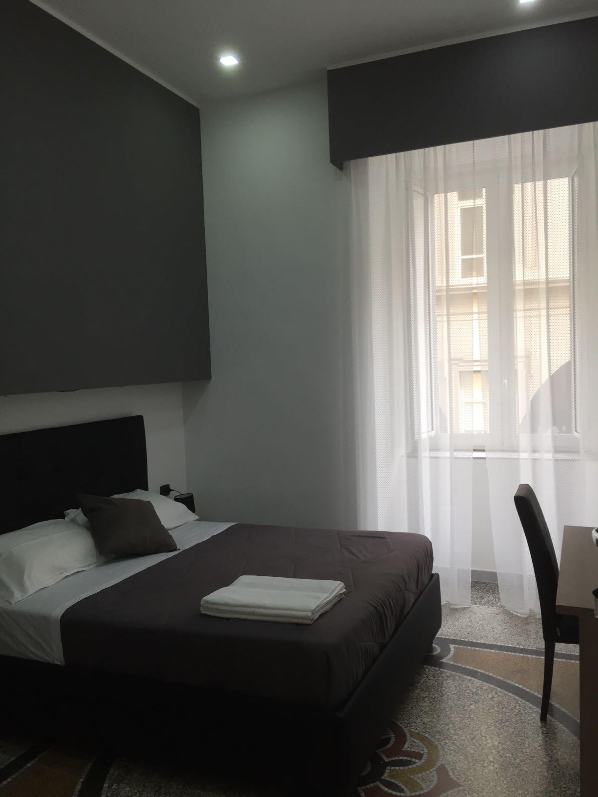 Mb95 - Mezzocannone Luxurious Bed&Breakfast Napoli Ngoại thất bức ảnh