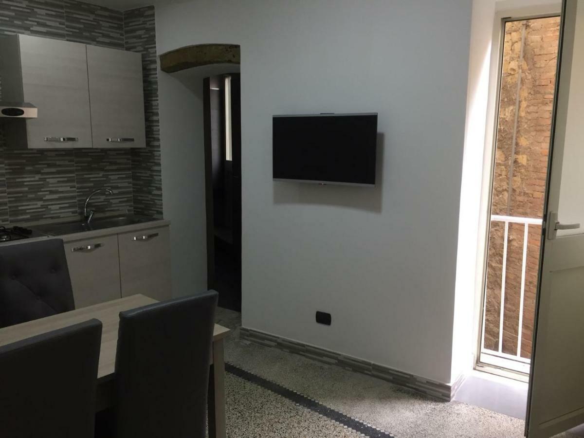 Mb95 - Mezzocannone Luxurious Bed&Breakfast Napoli Ngoại thất bức ảnh