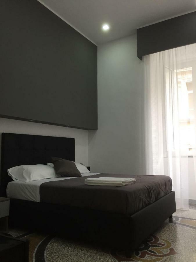 Mb95 - Mezzocannone Luxurious Bed&Breakfast Napoli Ngoại thất bức ảnh