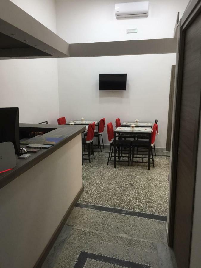 Mb95 - Mezzocannone Luxurious Bed&Breakfast Napoli Ngoại thất bức ảnh
